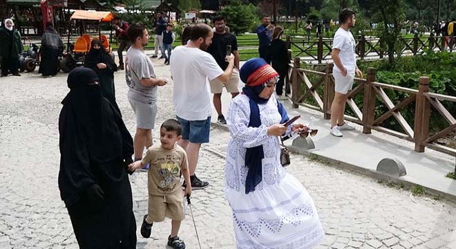 Uzungöl'e turist akını