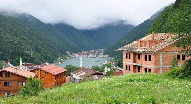 Uzungöl de yapılar boşaltılmayınca yıkım başlamadı