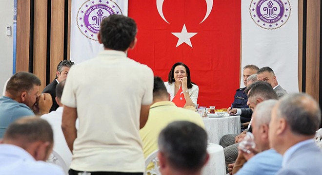 Vali Bilgihan muhtarları dinledi