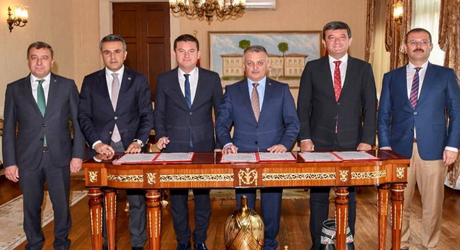 Vali Yazıcı: Antalya gönlü bol insanların başkenti