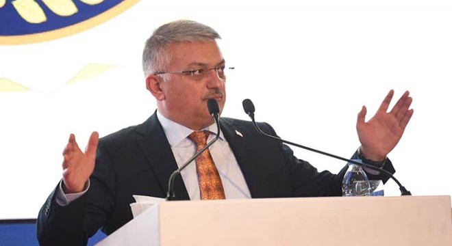 Vali Yazıcı: Antalya hem tarımı hem turizmi profesyonelce yapıyor