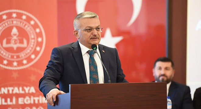 Vali Yazıcı: Antalya'mız en çok kitap okunan illerden biri olacak