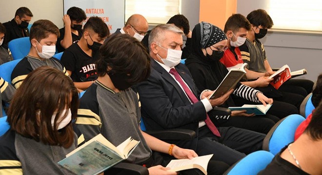 Vali Yazıcı: Çocukların kalbine insan sevgisi ve saygısını aşılayın