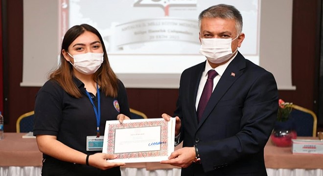 Vali Yazıcı: Önce iyi insan olmalıyız