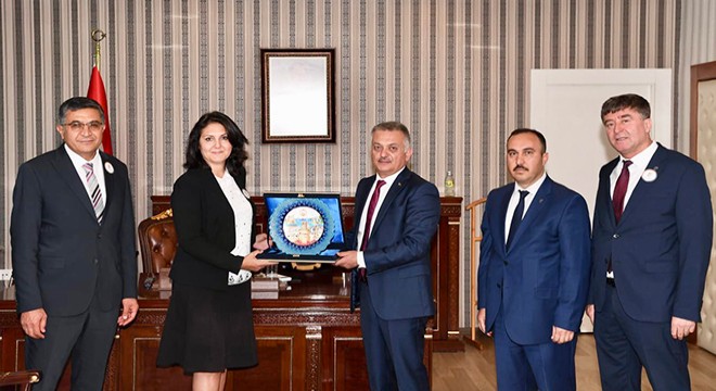Vali Yazıcı, Tapu ve Kadastro Teşkilatı'nın 175'nci yılını kutladı