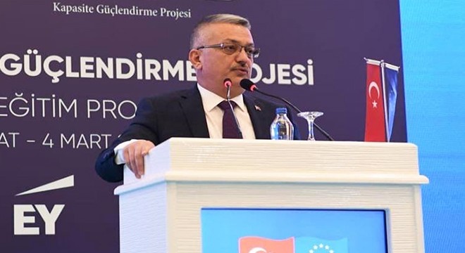 Vali Yazıcı YİKOB yönetici eğitim programına katıldı