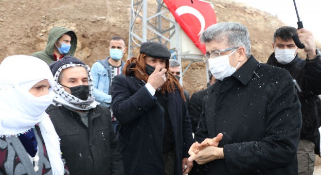 Van'daki çığda şehit olan 42 kişi törenle anıldı