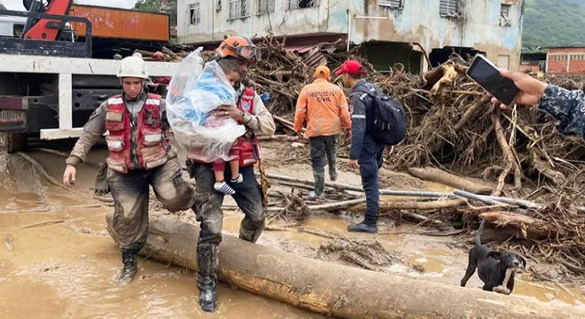 Venezuela heyelan felaketi: 25 ölü, 52 kayıp