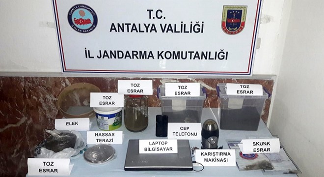 Villada 5 kilogram esrar ele geçirildi