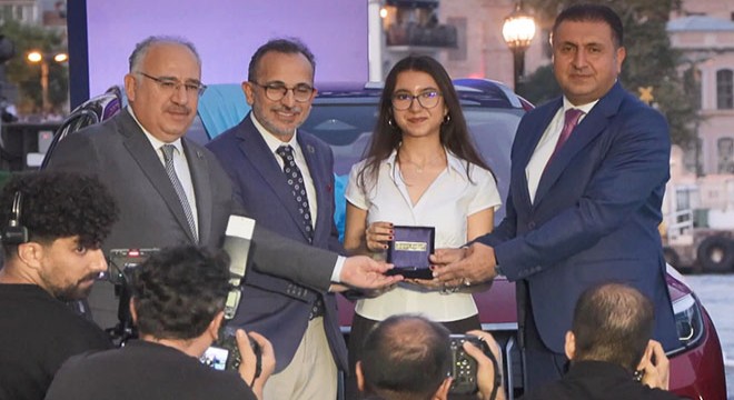 YKS birincilerine Togg ödülü