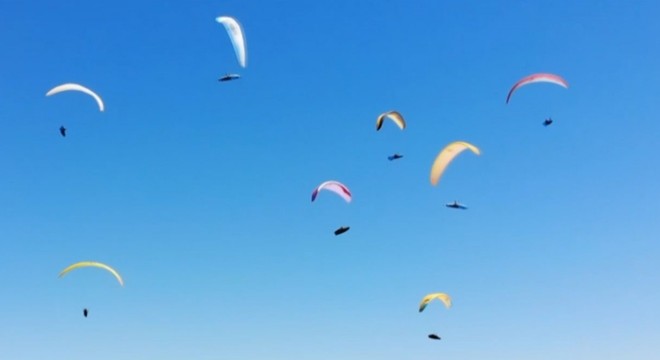 Yamaç paraşütü kazasında can verdi