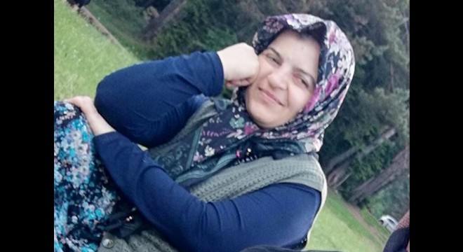 Yangında ölen hala ve 2 yeğeni toprağa verildi