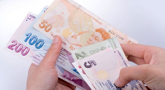 Yanında çalışan genç kadını darp sanığına para cezası