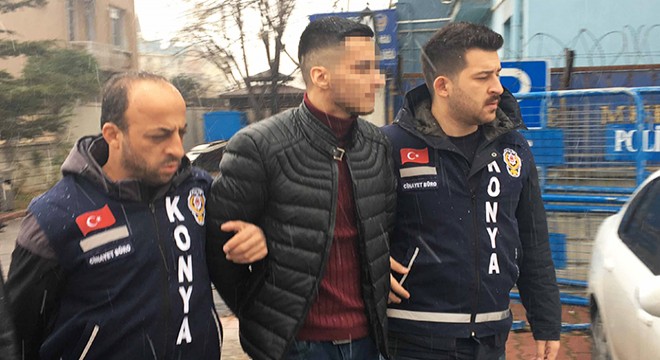 Yaralama ve iş yeri kurşunlama şüphelisi firari minibüste yakalandı