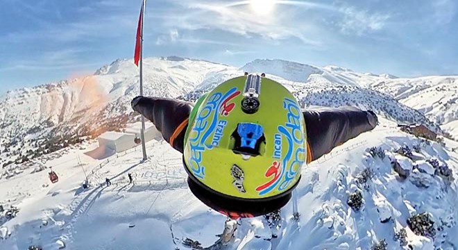 Yarasa adam Cengiz Koçak'tan Erzincan'da çılgın atlayış