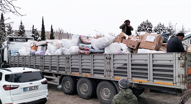 Yardım TIR'ları dualarla uğurlandı