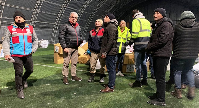 Yardımlar deprem bölgesine ulaştı