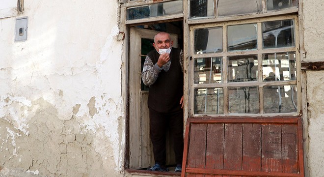 Yarım asırdır mahalle berberliği kültürünü sürdürüyor
