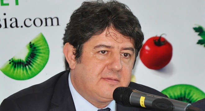 Yaş meyve sebzeciler Antalya'daki fuara hazırlanıyor