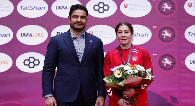 Yasemin Adar Yiğit, aktif sporculuk hayatını noktaladı