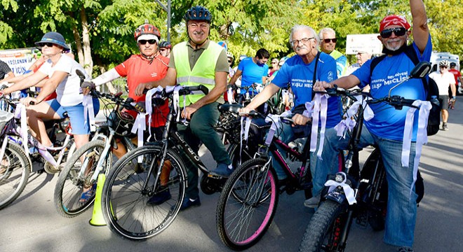 Yaşlılar Günü'nde pedala bastılar