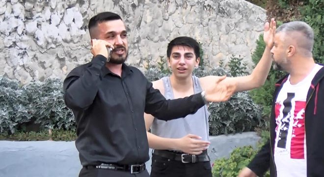 Yayaya çarpıp kaçan sürücüyü, çevredekiler yakaladı