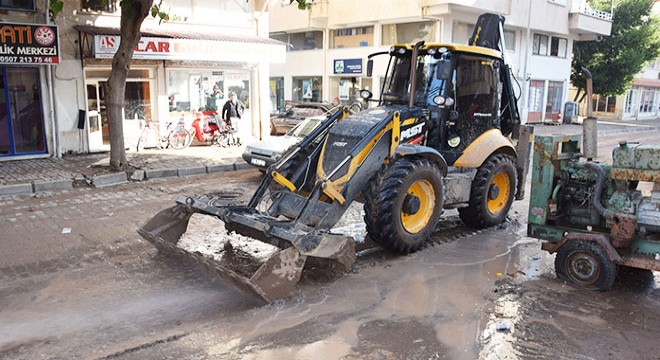 Yazın yangın, kışın sel felaketiyle mücadele ediyorlar