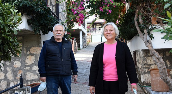 Yazlıkları kışlık yapıp, izole yaşam sürüyorlar