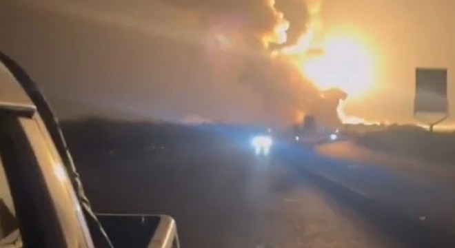 Yemen e bomba yağdı