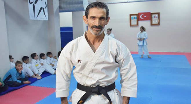 Yetiştirdiği kadın sporcular 'usta öğretici' oldu