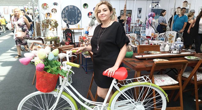 Yılsonu sergisi, sanat fuarı gibi