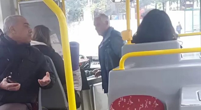 Yolcu ile tartışan İETT şoförü kontak kapattı