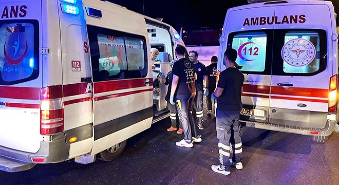 Yolcu otobüsü ile TIR çarpıştı: 3 yaralı