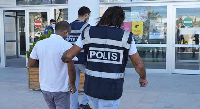 Yolcu otobüsünde 'taş kokain' ile yakalandı