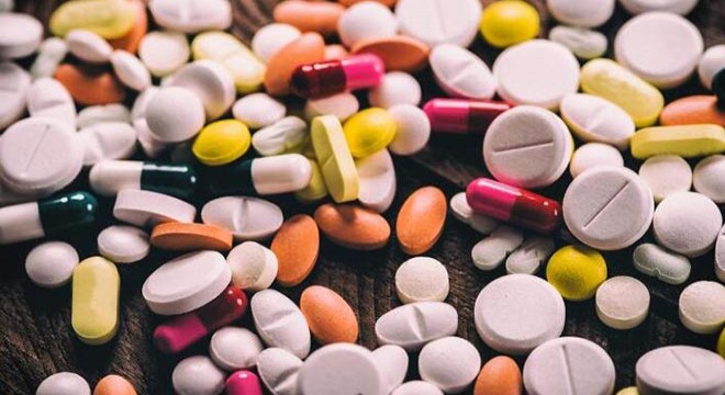 Yolcunun valizinde 12 bin uyuşturucu hap ele geçirildi
