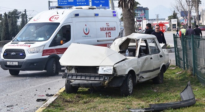 Yolda makas atma kazası; 1 yaralı