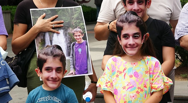 Yorgun mermi kurbanı Emir Yuşa'ya maskeli anma