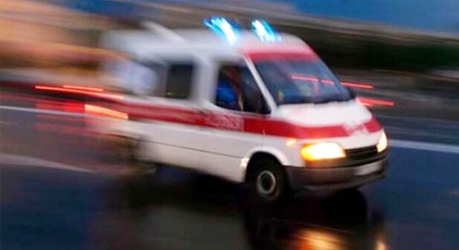 Yüksekova'da ev inşaatında çökme: 7 yaralı
