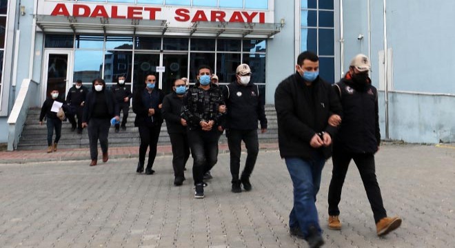Yunanistan'a kaçmak isteyen 4 FETÖ şüphelisi tutuklandı