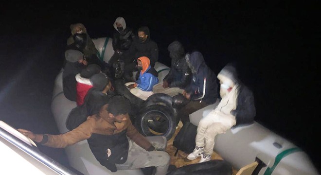Yunanistan'ın geri ittiği 58 göçmen kurtarıldı
