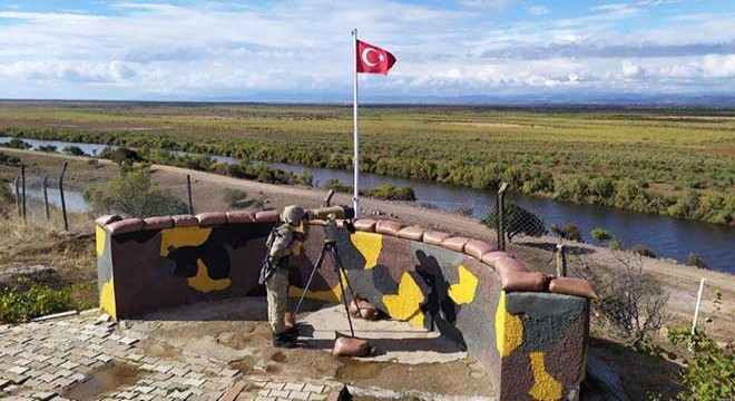 Yunanistan sınırında 2'si FETÖ mensubu 3 kişi yakalandı