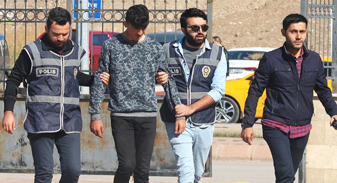 Yunus Emre'yi kalbinden bıçaklayarak öldüren sanığa 10 yıl hapis