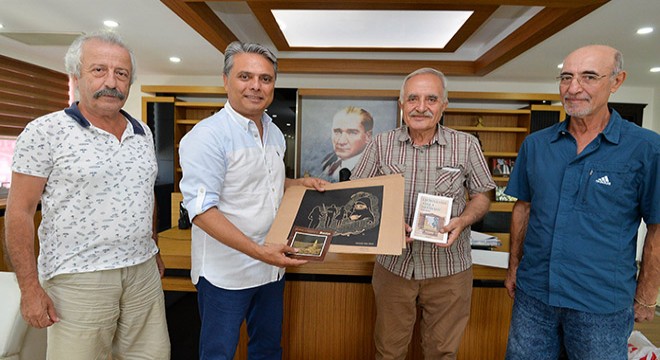 Yüzbaşı Mustafa Ertuğrul için saygı geçişi