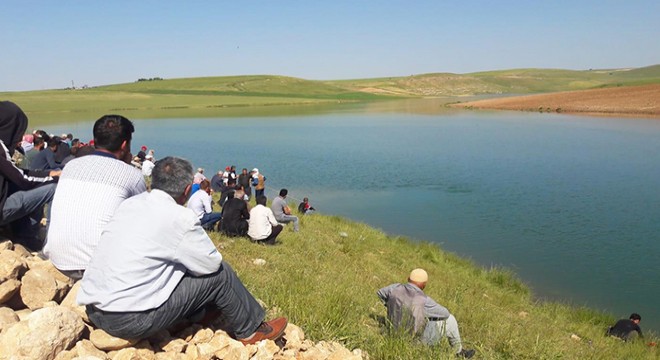 Yüzme bilmeyen genç, baraj gölünde boğuldu