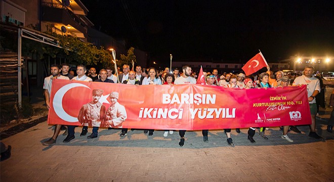 Zafer Yolu kafilesi Afyon'dan İzmir'e meşaleyle yola çıktı