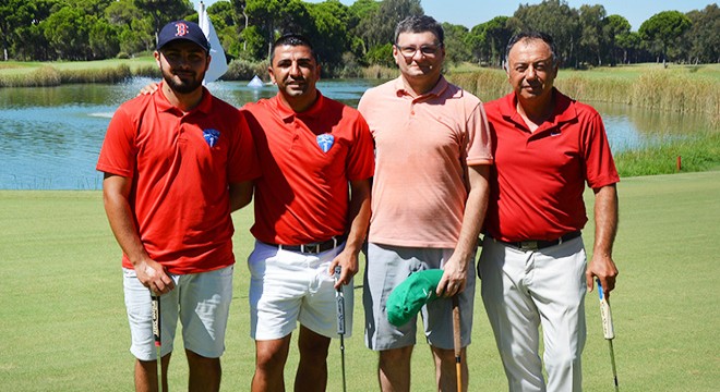 Zafer Bayramı Golf Turnuvası nın şampiyonu Şehmuz Işık