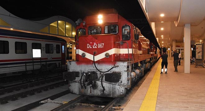 Zafer Treni Eskişehir’e ulaştı