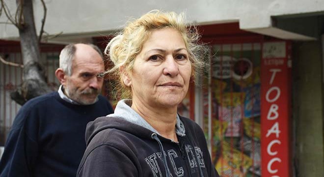 Zemini kayan binada oturanların taşınma işlemi sürüyor