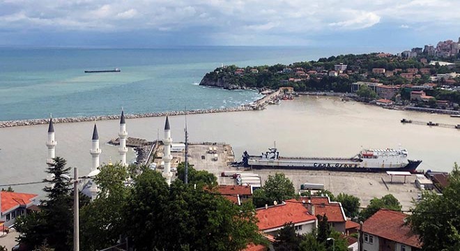 Zonguldak ta deniz çamur rengini aldı