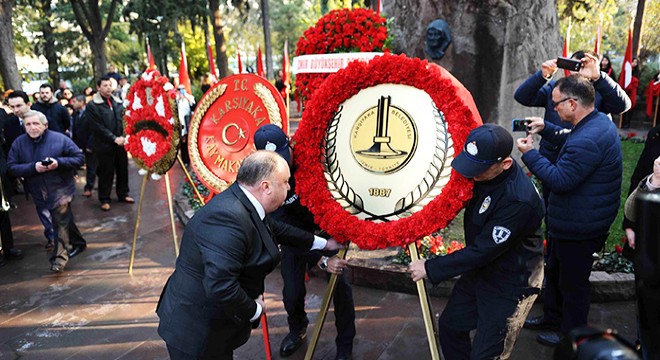 Zübeyde Hanım, Karşıyaka'daki kabri başında anıldı